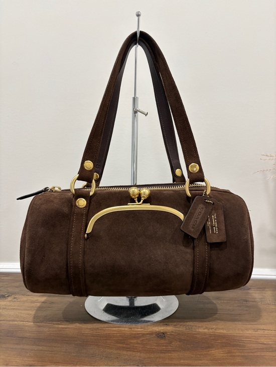 Coach Handbags - Coach kisslock barrel bag chocolate full size
